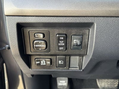 2019 Toyota TUNDRA 4X4 SR5