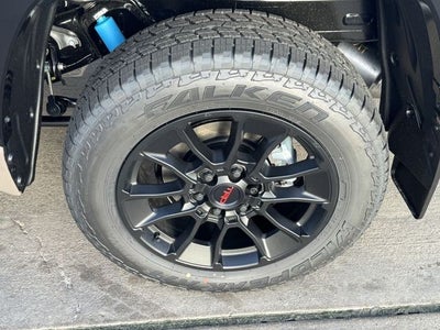 2026 Toyota Tundra i-FORCE MAX Platinum i-FORCE MAX