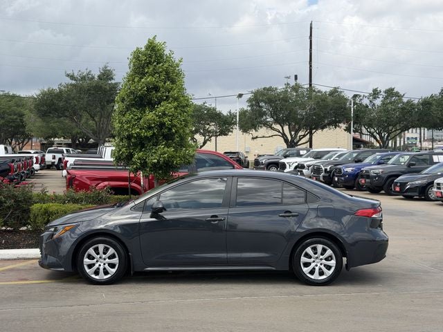 2025 Toyota COROLLA LE