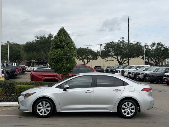 2025 Toyota COROLLA LE