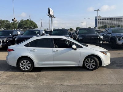 2024 Toyota COROLLA LE