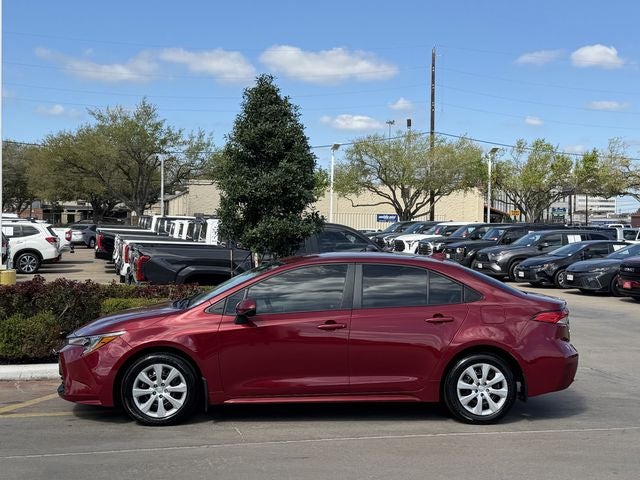 2025 Toyota COROLLA LE