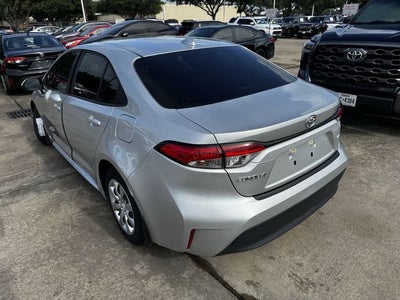 2025 Toyota Corolla LE