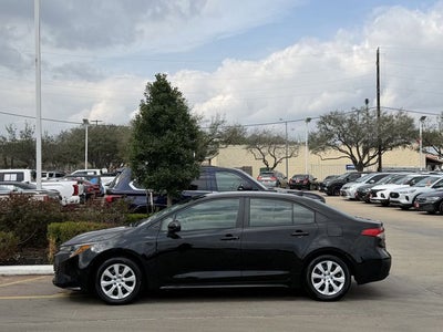 2024 Toyota COROLLA LE