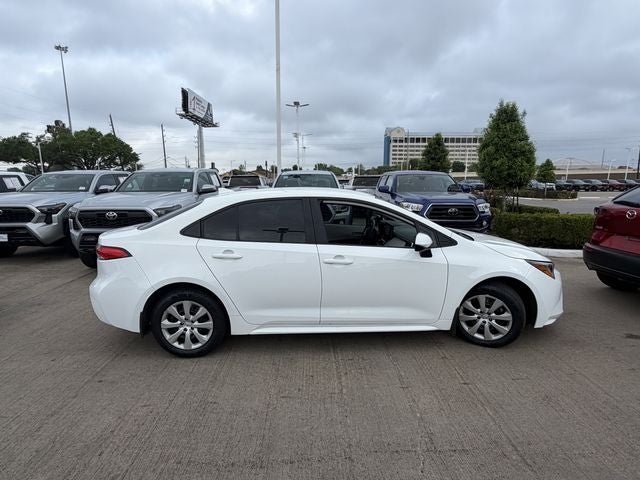 2025 Toyota COROLLA LE