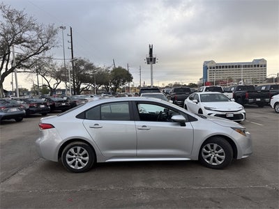 2024 Toyota COROLLA LE