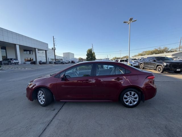 2025 Toyota COROLLA LE