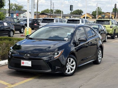 2025 Toyota COROLLA LE