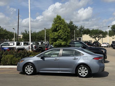 2025 Toyota COROLLA LE