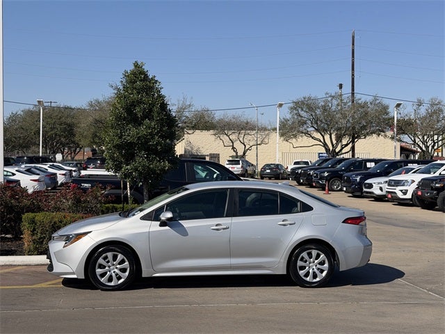2024 Toyota COROLLA LE