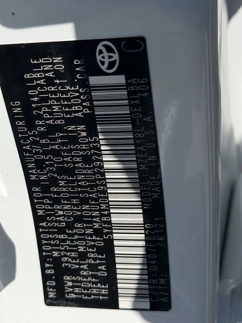 2025 Toyota COROLLA LE