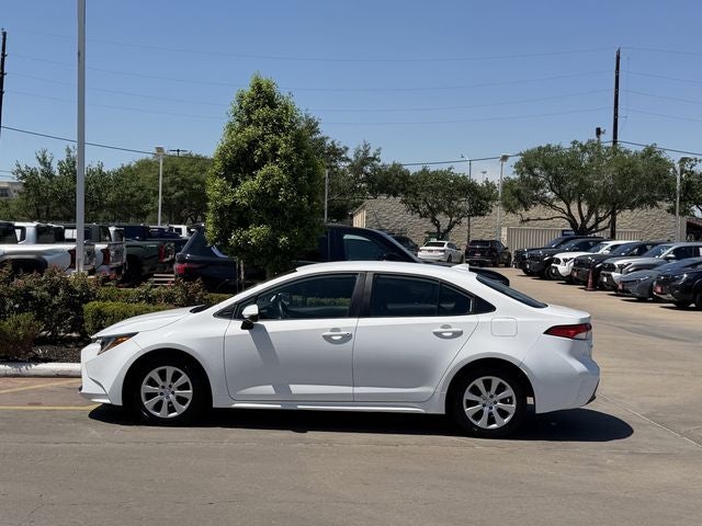 2025 Toyota COROLLA LE