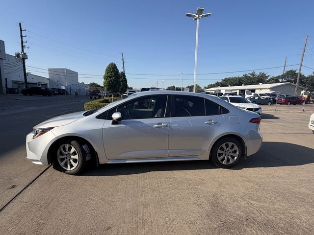 2025 Toyota COROLLA LE