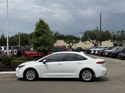 2025 Toyota COROLLA LE