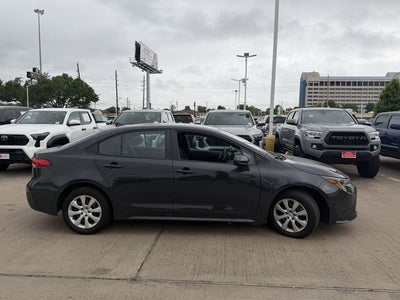 2024 Toyota COROLLA LE