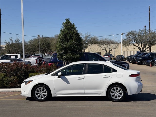 2024 Toyota COROLLA LE