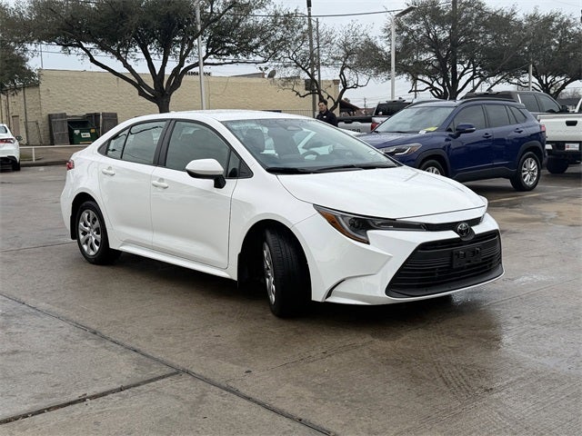 2025 Toyota COROLLA LE