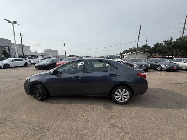 2015 Toyota COROLLA LE