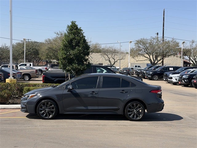 2024 Toyota COROLLA SE