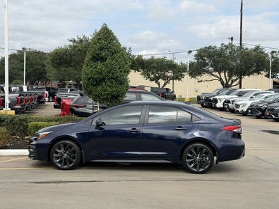 2025 Toyota COROLLA SE