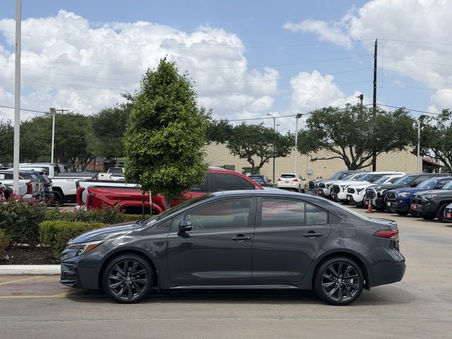 2025 Toyota COROLLA XSE
