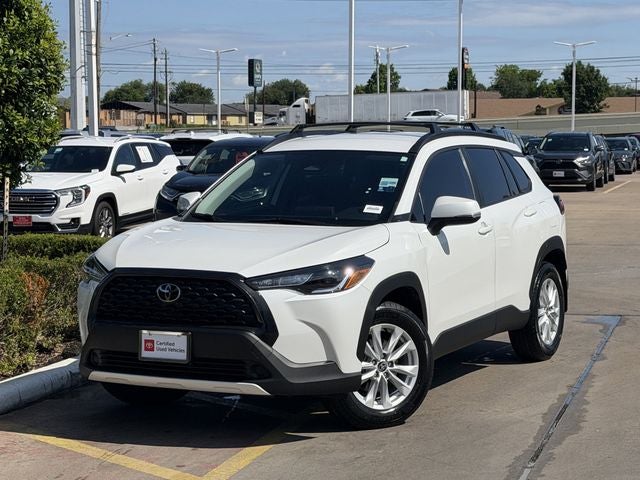 2024 Toyota Corolla Cross LE