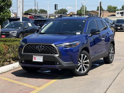 2025 Toyota Corolla Cross XLE