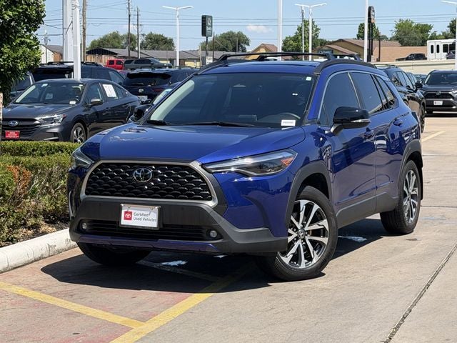 2025 Toyota Corolla Cross XLE