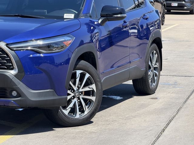 2025 Toyota Corolla Cross XLE