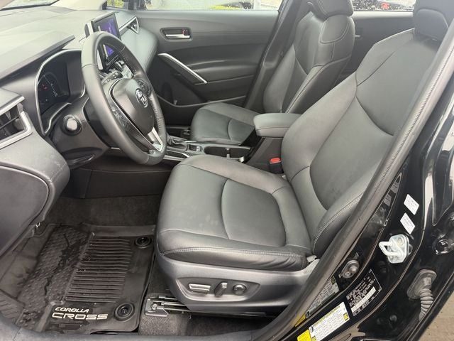 2025 Toyota Corolla Cross XLE