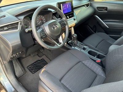 2024 Toyota Corolla Cross Hybrid Hybrid SE
