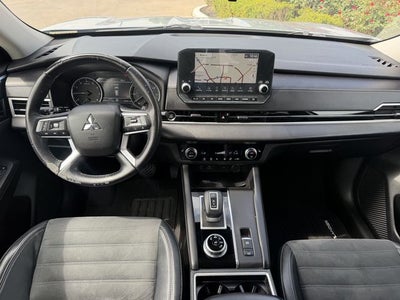 2022 Mitsubishi Outlander SE