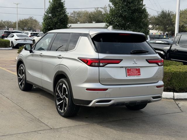 2024 Mitsubishi Outlander SE