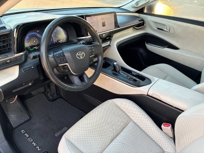 2023 Toyota Toyota Crown Limited