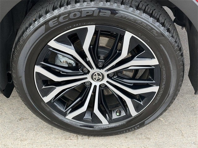 2024 Toyota CROWN Limited