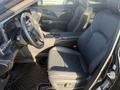 2025 Toyota Toyota Crown Signia Limited