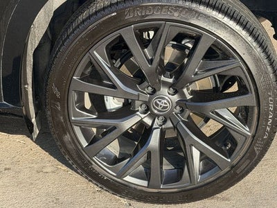 2025 Toyota Toyota Crown Signia Limited