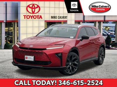 2025 Toyota CROWN SIGNIA Limited