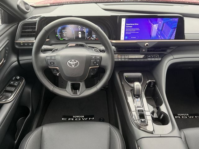 2025 Toyota CROWN SIGNIA Limited