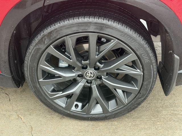 2025 Toyota CROWN SIGNIA Limited