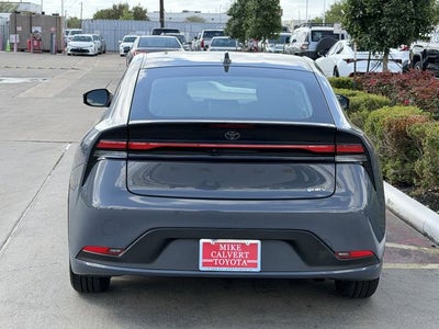 2024 Toyota PRIUS LE