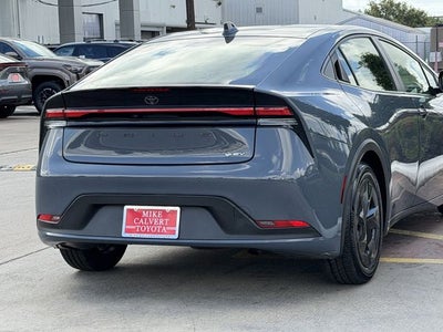 2024 Toyota PRIUS LE