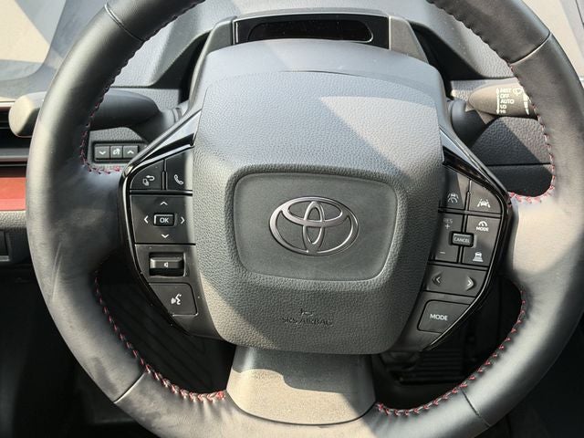 2025 Toyota Prius Plug-in Hybrid SE