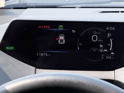 2025 Toyota Prius Plug-in Hybrid SE