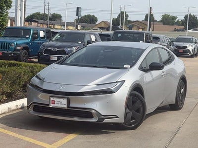 2025 Toyota Prius Plug-in Hybrid SE