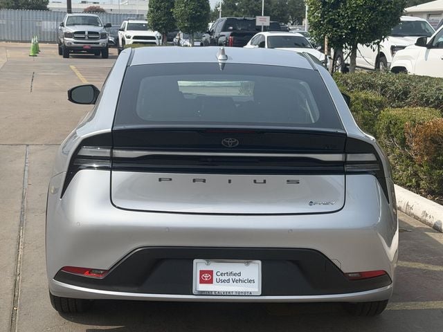 2025 Toyota Prius Plug-in Hybrid SE