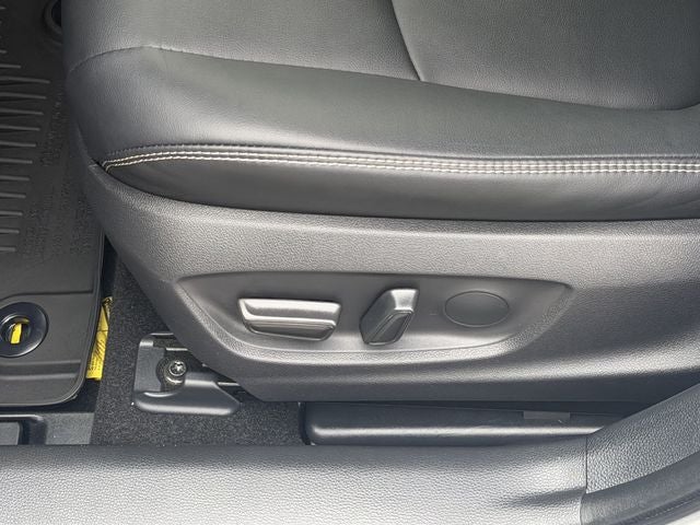 2025 Toyota COROLLA HYBRID XLE