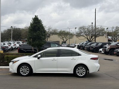 2025 Toyota COROLLA HYBRID XLE