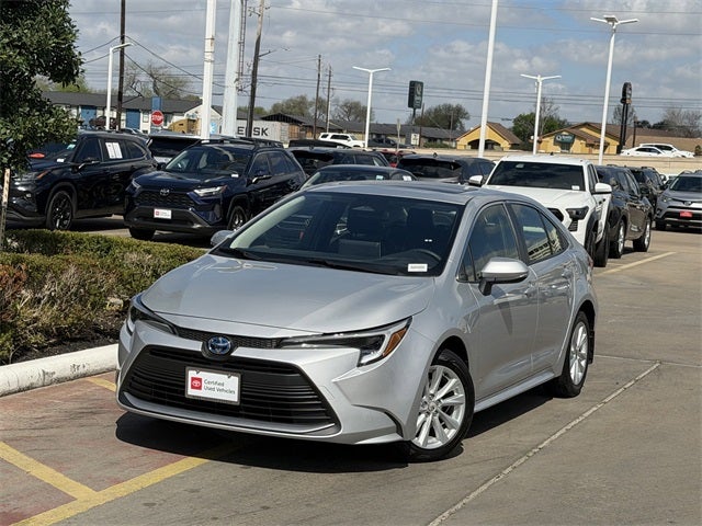 2025 Toyota COROLLA HYBRID XLE