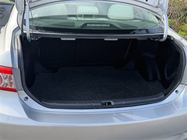 2011 Toyota COROLLA LE